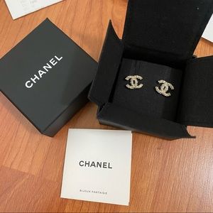 Chanel CC earrings with Crystal and Pearl